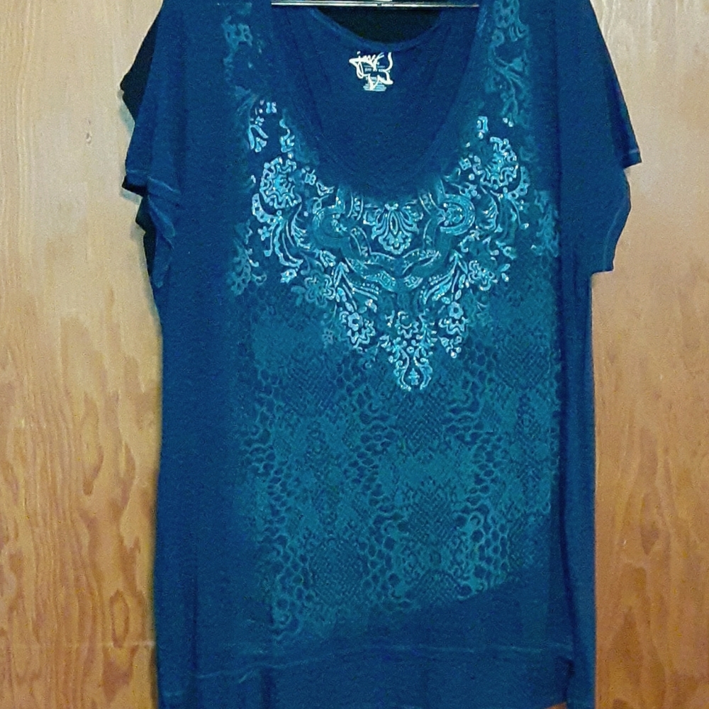 Blue sparkly tshirt 3x